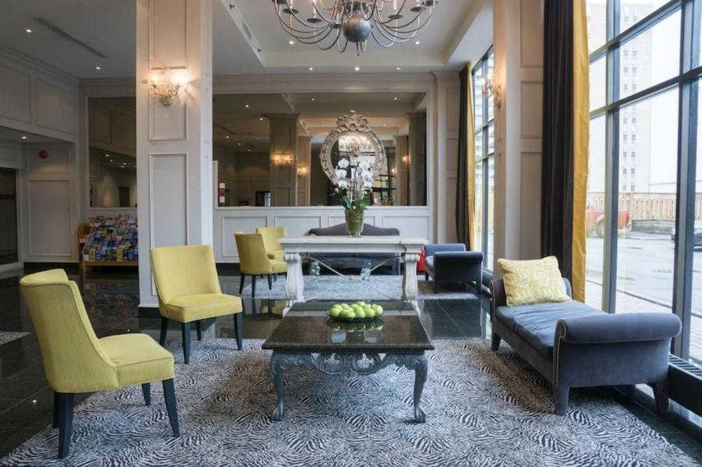 The Roehampton Hotel Τορόντο Εξωτερικό φωτογραφία