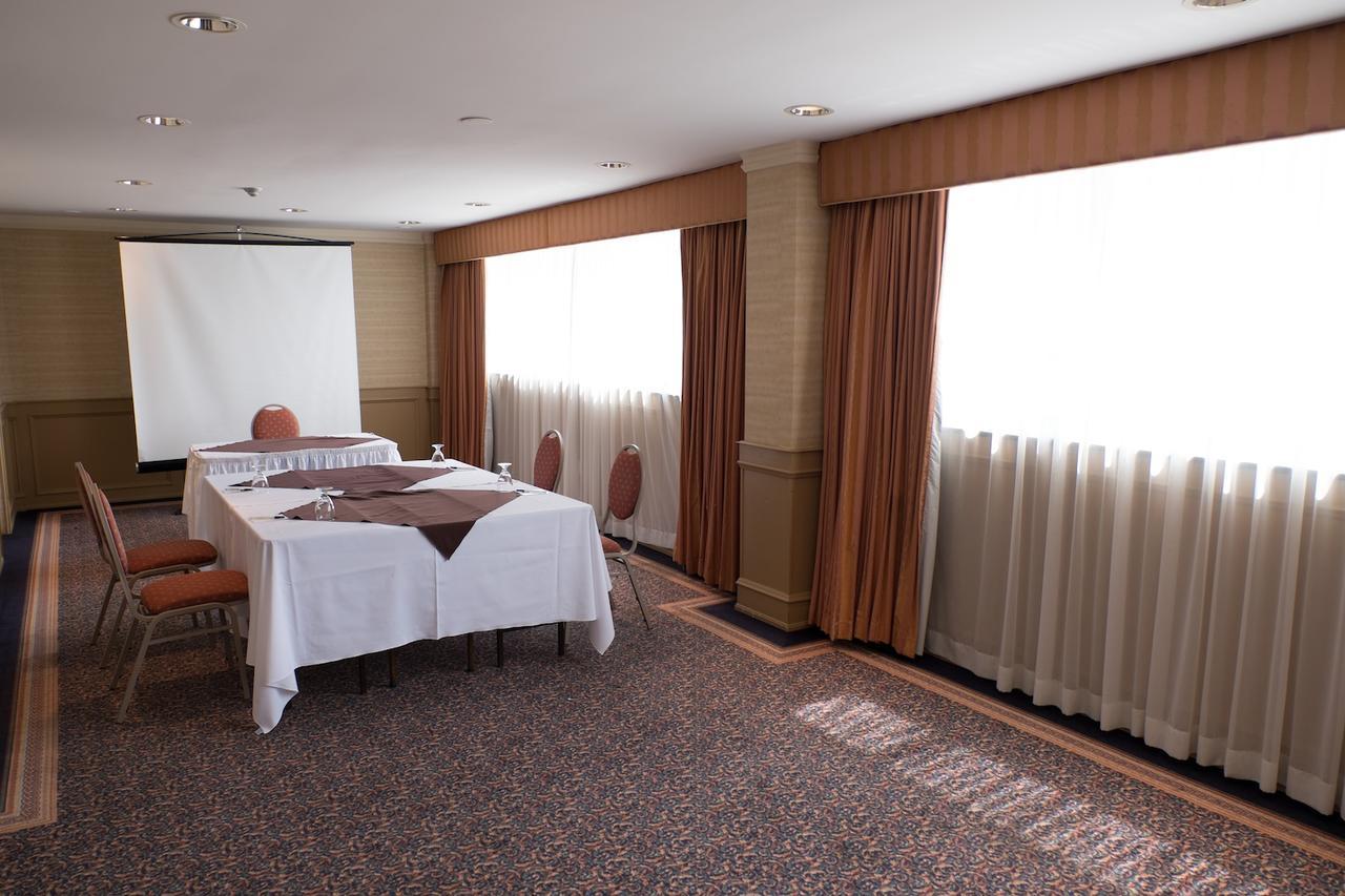 The Roehampton Hotel Τορόντο Εξωτερικό φωτογραφία